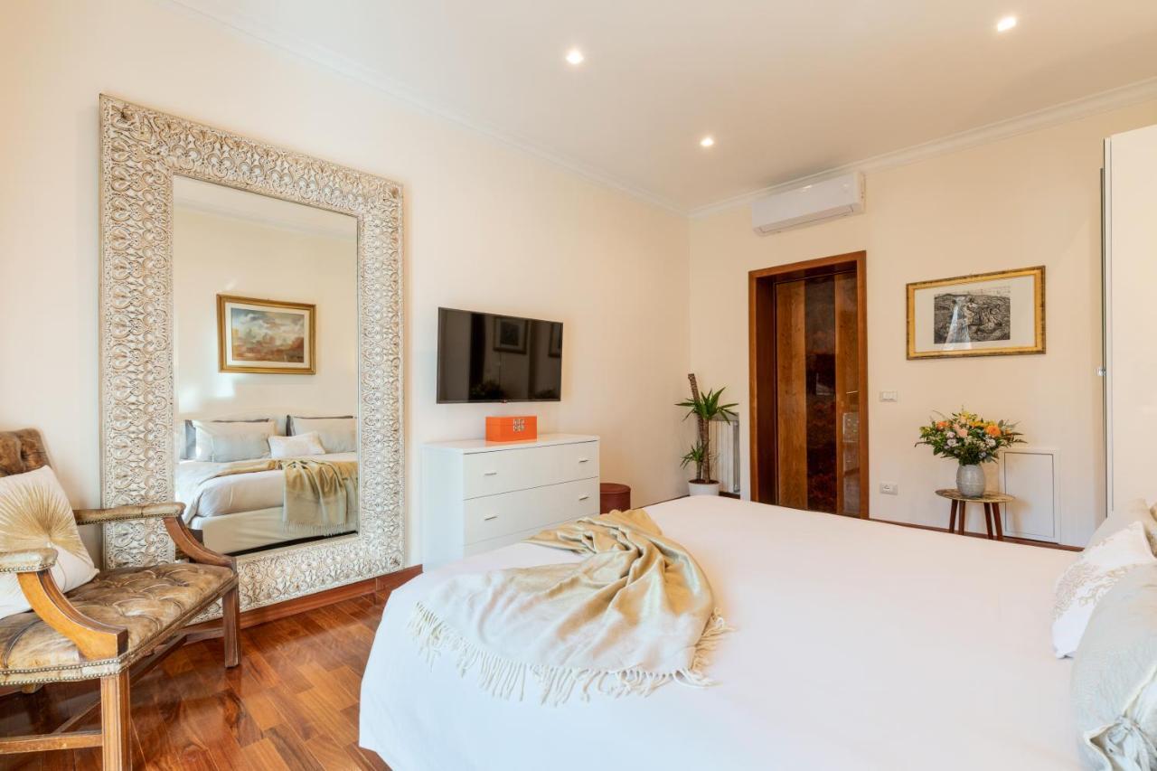 Apartamento Atticus Forum Romanum Luxury Penthouse Exterior foto